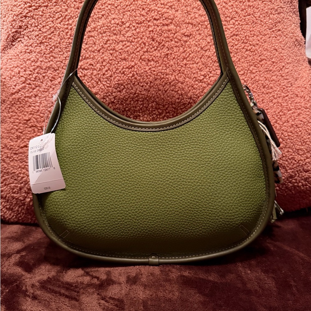 Coachtopia Olive Green Egro